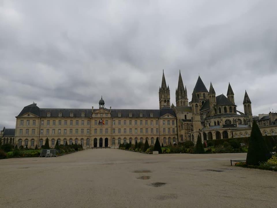 Fasthotel Caen Memorial Екстериор снимка